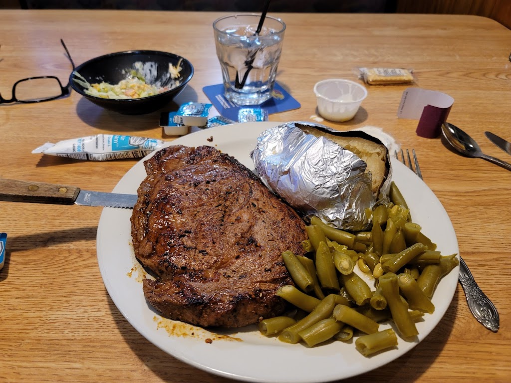 Cannonball Bar and Grill LLC | restaurant | 801 E Kansas Ave, Greensburg, KS 67054, USA | 6207232866 OR +1 620-723-2866