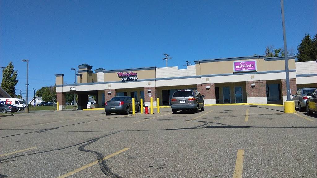 Mary Ann Donut Shop | bakery | 1664 N Main St, North Canton, OH 44720, USA | 3303051088 OR +1 330-305-1088