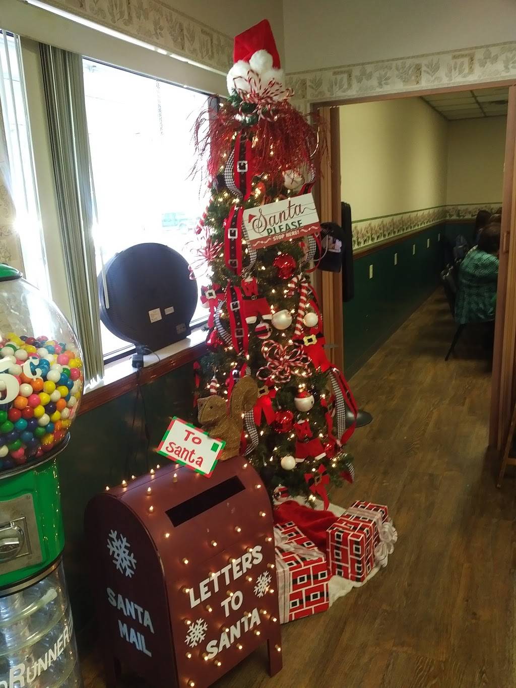 Shady Rest Family Restaurant | restaurant | 477 S Georgetown Hwy, Johnsonville, SC 29555, USA | 8433863667 OR +1 843-386-3667