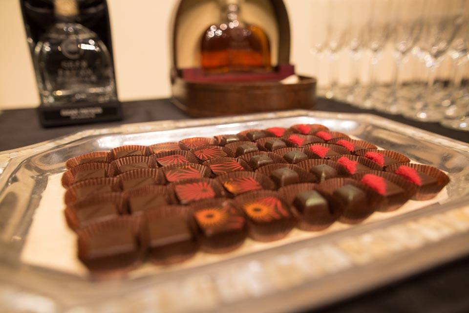 Choicolate - Artisan Chocolates | restaurant | 700 E Sonterra Blvd #210, San Antonio, TX 78258, USA | 2104952464 OR +1 210-495-2464