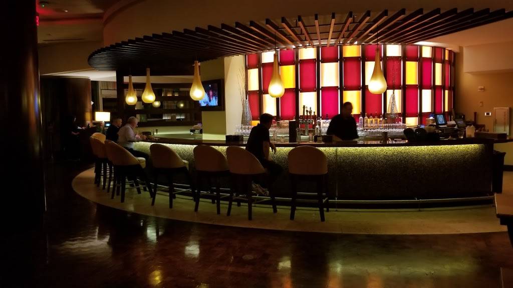 Urban Tide | restaurant | 9801 International Dr, Orlando, FL 32819, USA | 4073454570 OR +1 407-345-4570