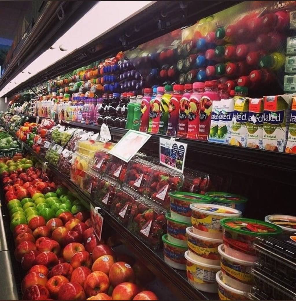 Lafayette Foods | restaurant | 1565 E Lafayette St, Detroit, MI 48207, USA | 3133965600 OR +1 313-396-5600