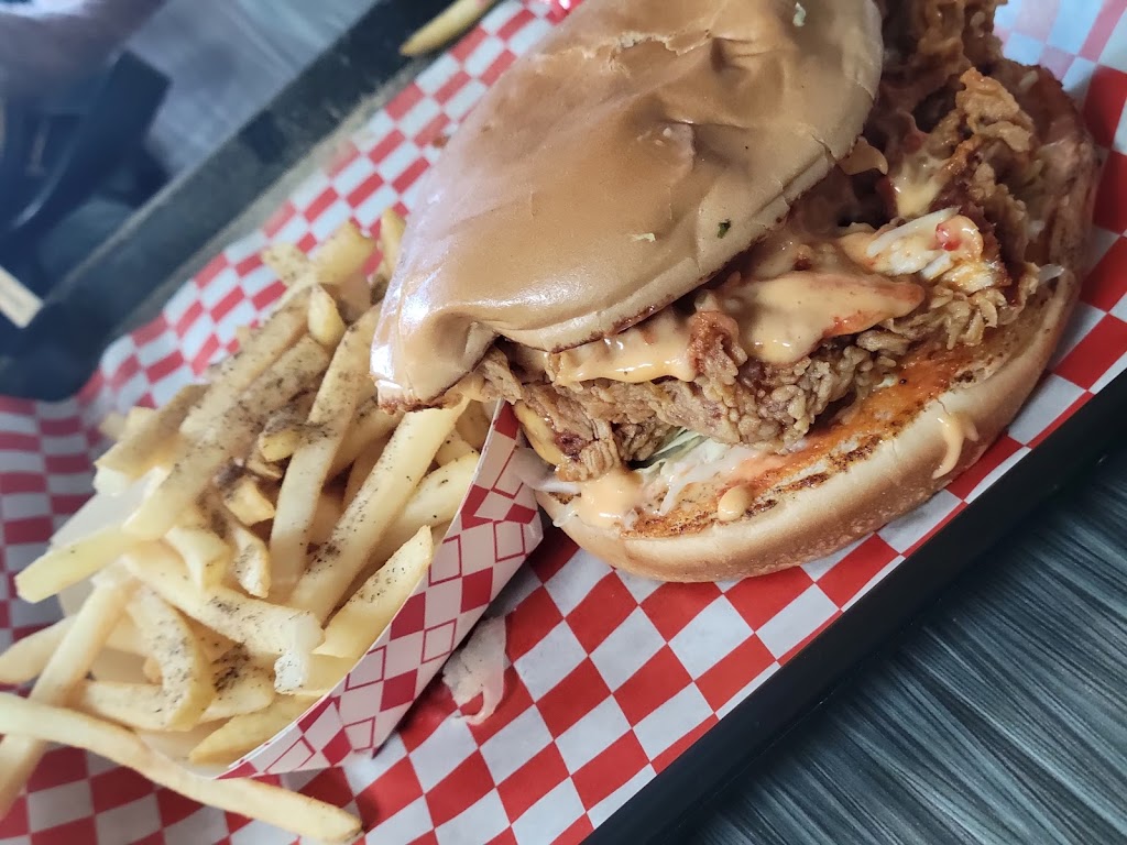 Cuckoo’s Grill | restaurant | 2315 Northgate Blvd, Sacramento, CA 95833, USA | 9165712923 OR +1 916-571-2923