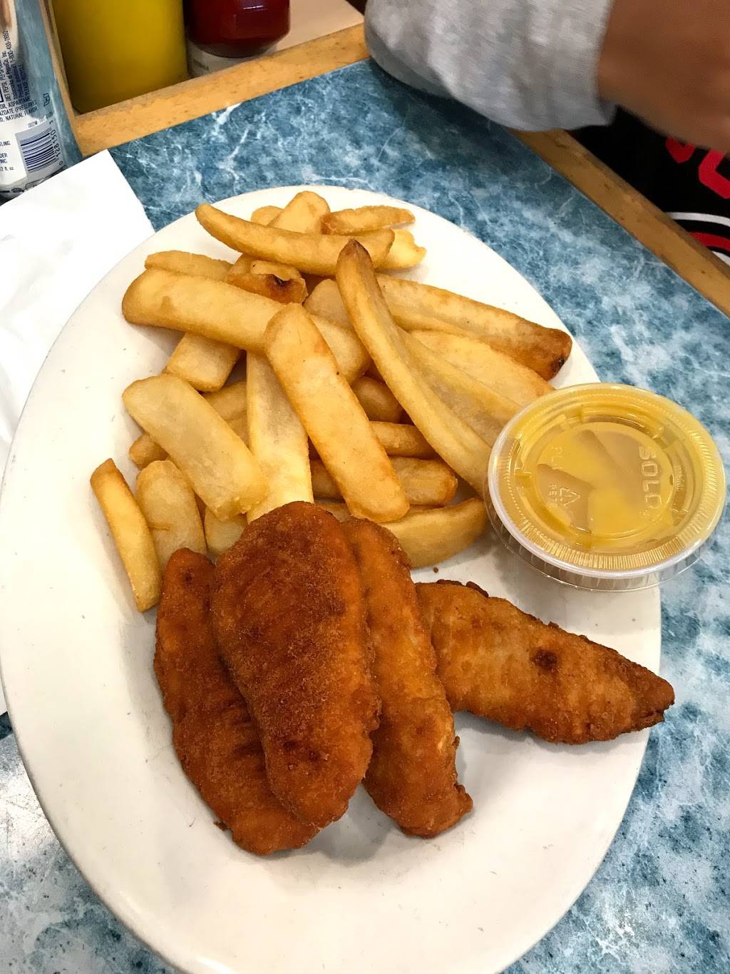 Court Deli | meal takeaway | 96 E 161st St, Bronx, NY 10451, USA | 7189931380 OR +1 718-993-1380