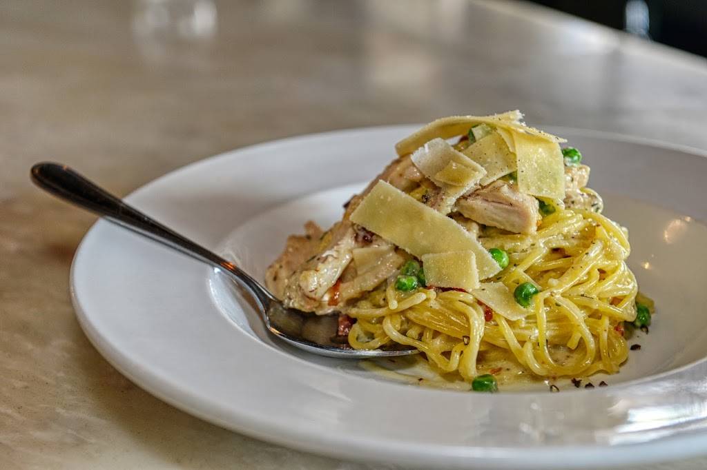 Leos Italian Social | restaurant | 2251 Front St, Cuyahoga Falls, OH 44221, USA | 3304004427 OR +1 330-400-4427