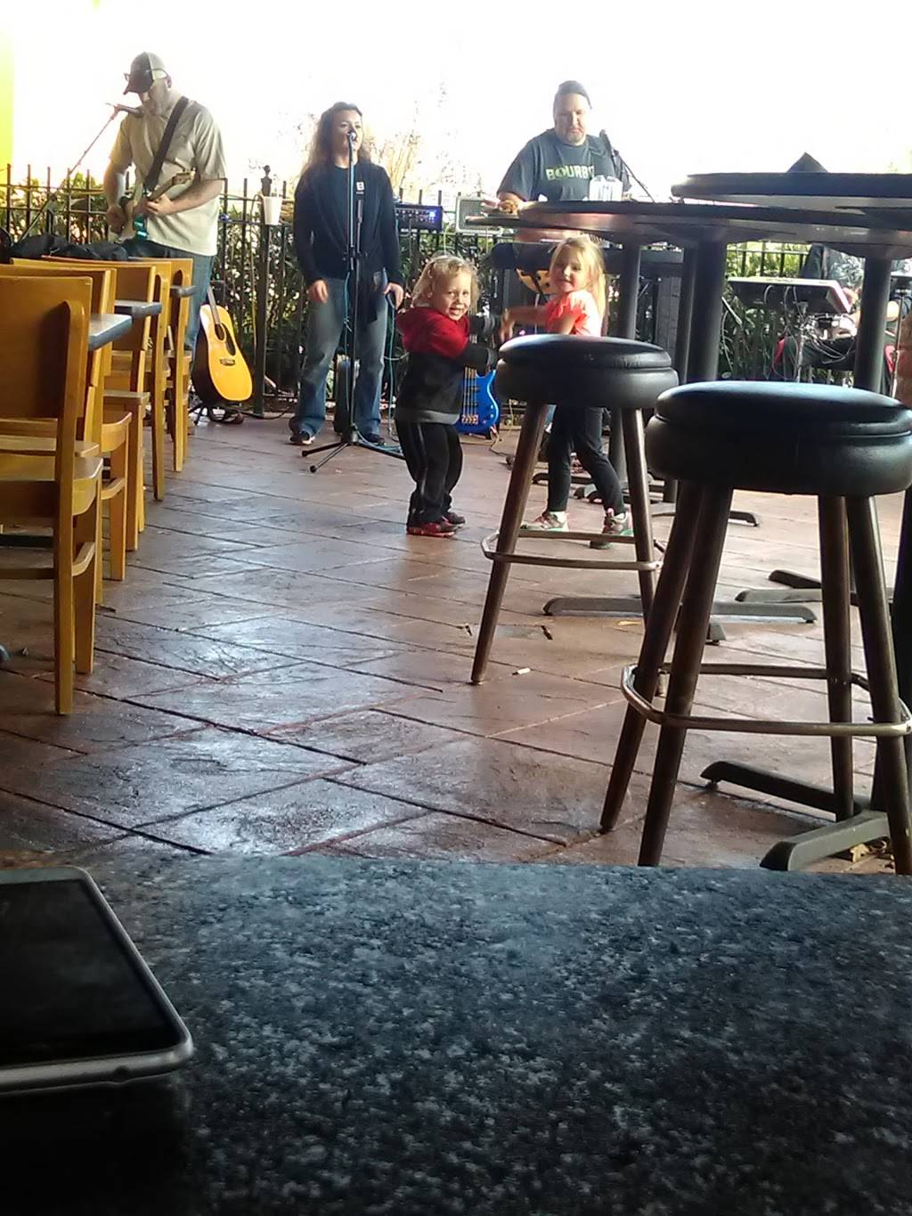 Godfathers Pizza | meal delivery | 511 N College St, Harrodsburg, KY 40330, USA | 8597347979 OR +1 859-734-7979