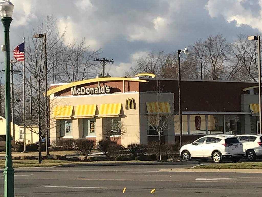 McDonalds | cafe | 708 Scioto St, Urbana, OH 43078, USA | 9376538023 OR +1 937-653-8023