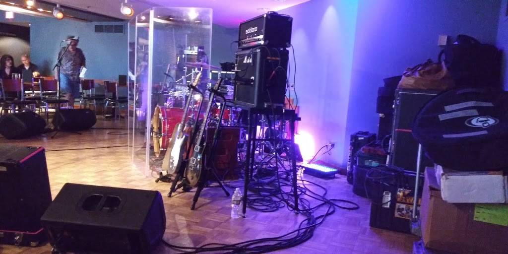 Regattabar | night club | 1 Bennett St, Cambridge, MA 02138, USA | 6176615000 OR +1 617-661-5000