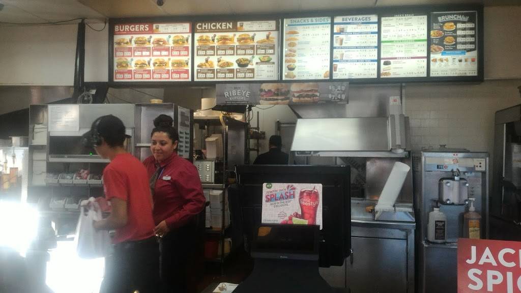 Jack in the Box | restaurant | 306 S Palm Ave, Santa Paula, CA 93060, USA | 8055257992 OR +1 805-525-7992