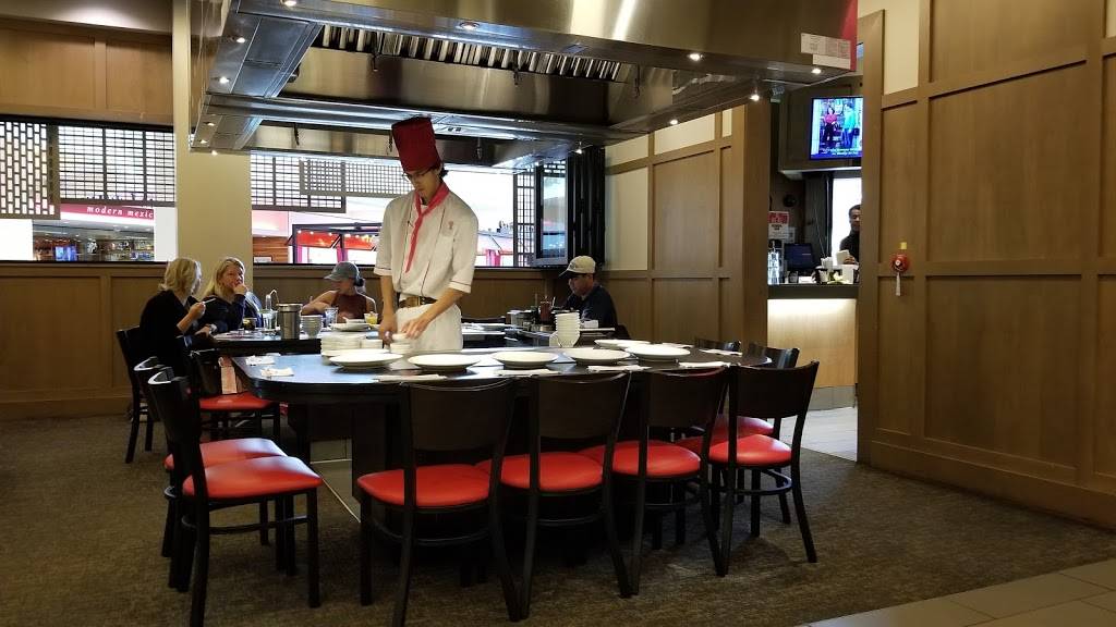Benihana | restaurant | 358 South Avenue, Bloomington, MN 55425, USA | 9525946205 OR +1 952-594-6205