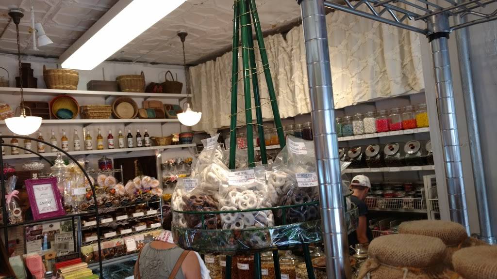 lestudio cafe & catering | cafe | 61 Hester St, New York, NY 10002, USA | 2122549825 OR +1 212-254-9825