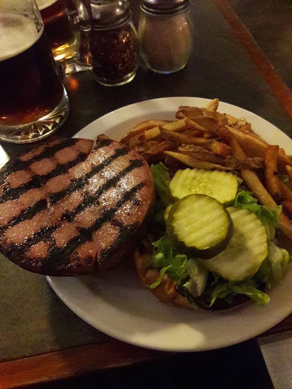 Fosters Tavern of Hinckley | restaurant | 1382 Ridge Rd, Hinckley, OH 44233, USA | 3302782106 OR +1 330-278-2106