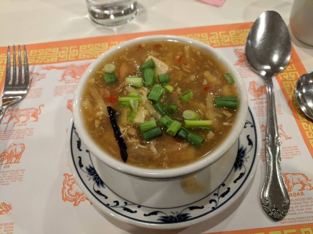 Hong Anh Palace | restaurant | 10046 N Port Washington Rd, Mequon, WI 53092, USA | 2622417768 OR +1 262-241-7768