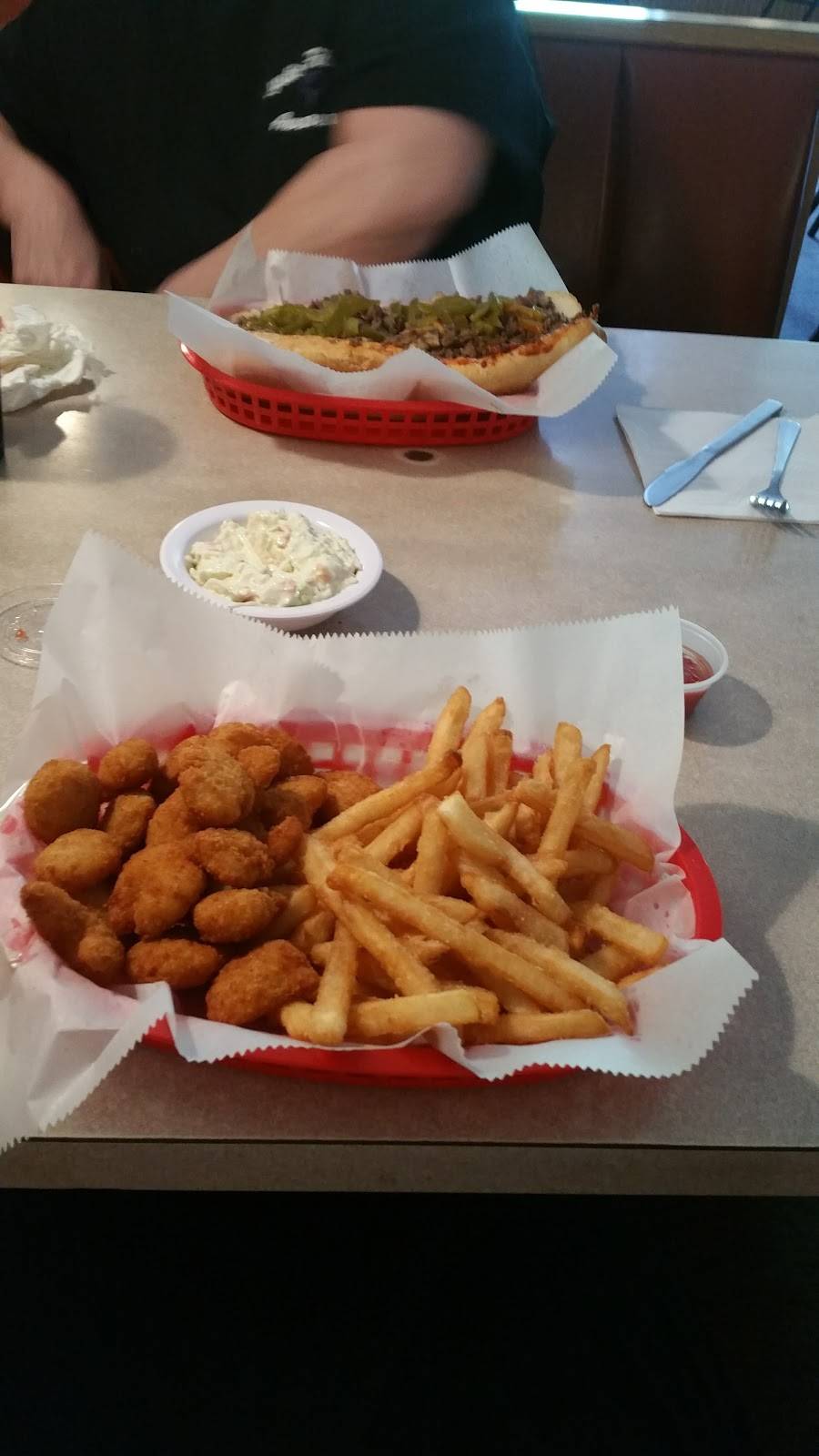 Vinces Pizza Place | restaurant | 19619 US-522, Beaver Springs, PA 17812, USA | 5706586100 OR +1 570-658-6100