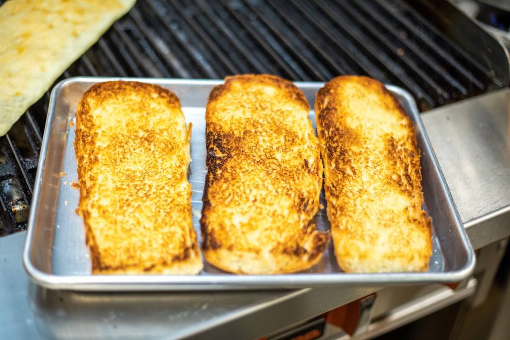 Ragazzos | restaurant | 2405 Capitol St #107, Fresno, CA 93721, USA | 5594493699 OR +1 559-449-3699