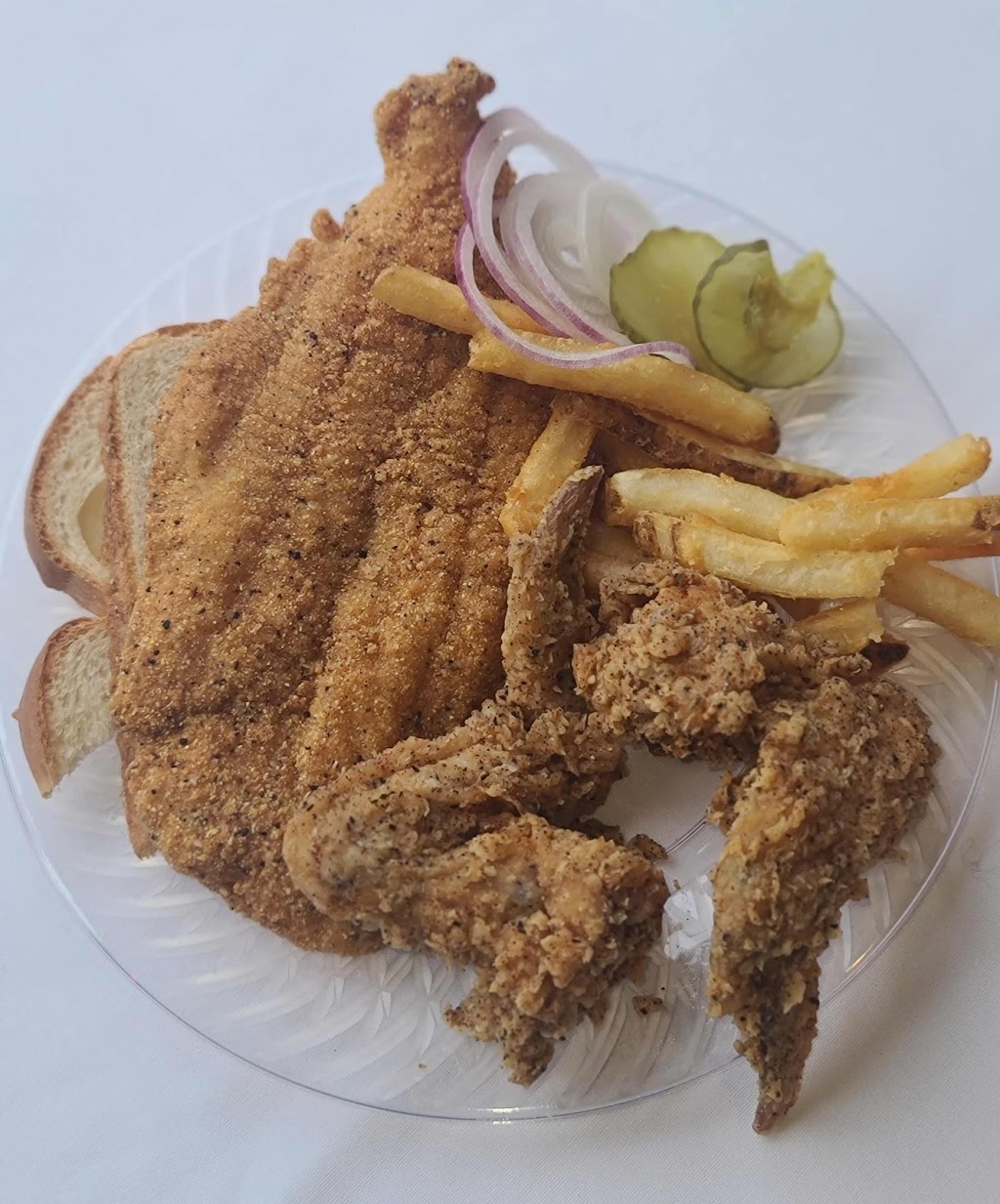 Doggie Macs by Chef B | restaurant | 5622 S Grand Blvd, St. Louis, MO 63111, USA | 3146264221 OR +1 314-626-4221