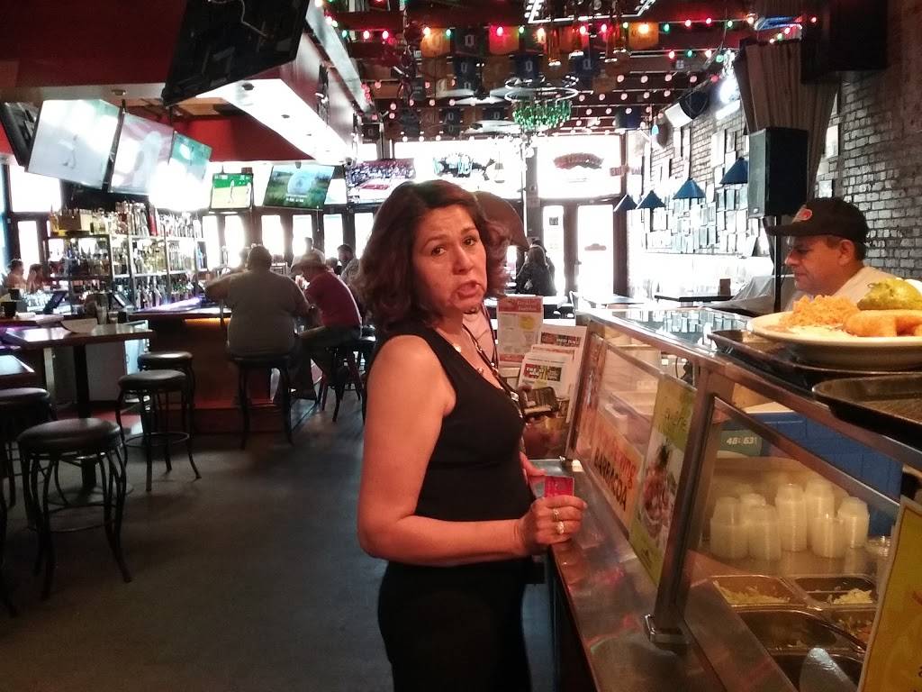 Bobby Salazars Taqueria | restaurant | 725 E Olive Ave, Fresno, CA 93728, USA | 5594979920 OR +1 559-497-9920