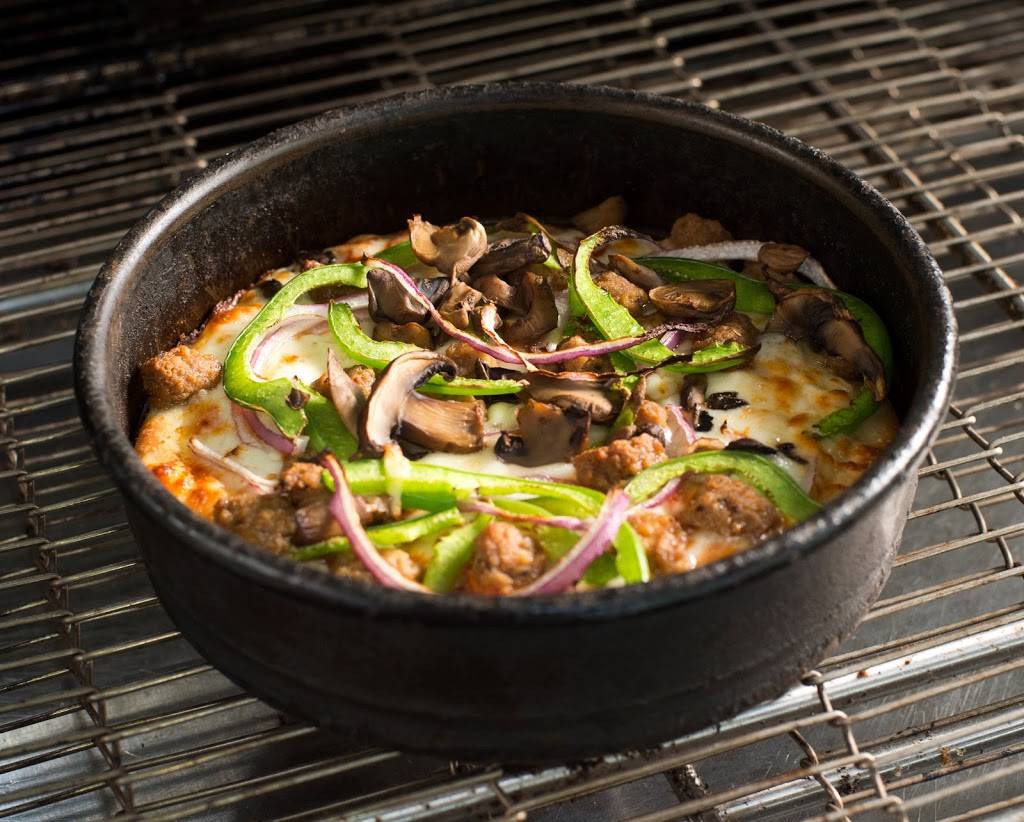 Elmos Pizza & Subs | restaurant | 107 E Main St, Montpelier, OH 43543, USA | 4194853088 OR +1 419-485-3088