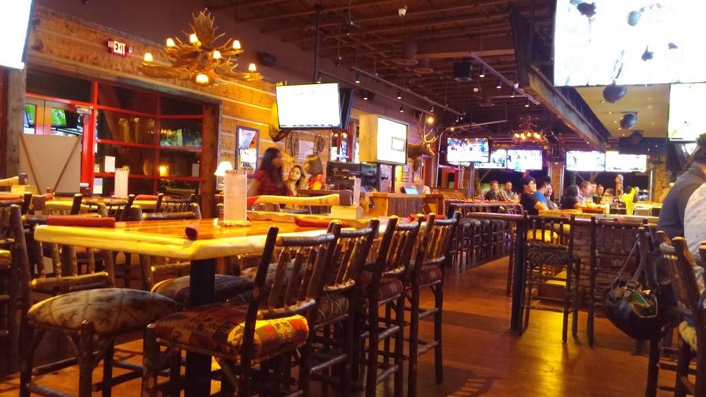 Twin Peaks Arden Arcade | restaurant | 535 Howe Ave, Sacramento, CA 95825, USA | 9169744370 OR +1 916-974-4370