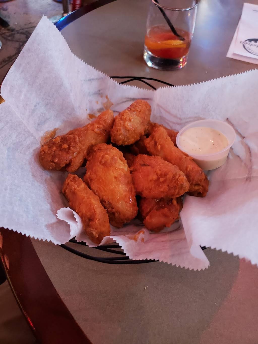 Hells Kitchen Pizzeria | restaurant | 3950 University Dr, Fairfax, VA 22030, USA | 7033571957 OR +1 703-357-1957