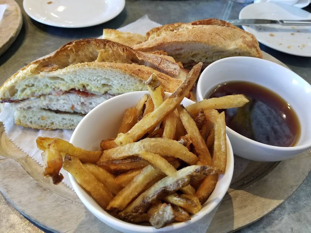 St. Francis | restaurant | 111 E Camelback Rd, Phoenix, AZ 85012, USA | 6022008111 OR +1 602-200-8111