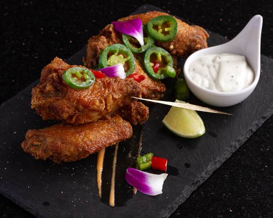 East Moon Asian Bistro | restaurant | 6107 Highbridge Rd, Bowie, MD 20720, USA | 3018054988 OR +1 301-805-4988