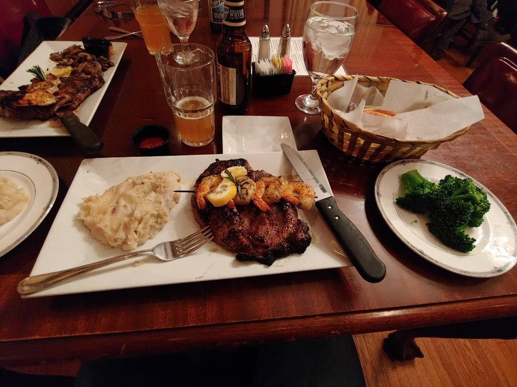 J.T.s at the Lavalette House | restaurant | 415 Main St, Gretna, VA 24557, USA | 4346562275 OR +1 434-656-2275