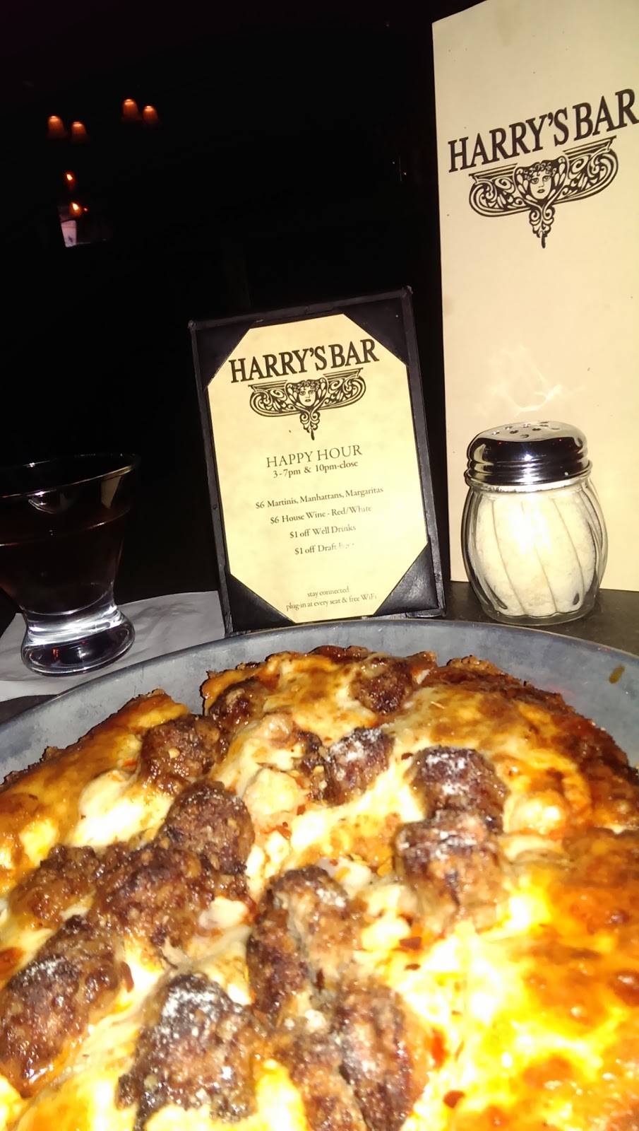 Olympia Pizza & Spaghetti House III | restaurant | 516 15th Ave E, Seattle, WA 98112, USA | 2063294500 OR +1 206-329-4500