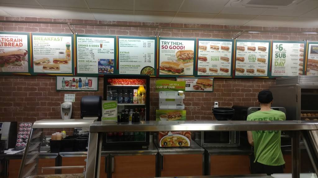Subway | restaurant | 400 Lafayette Ave, Moundsville, WV 26041, USA | 3048457777 OR +1 304-845-7777