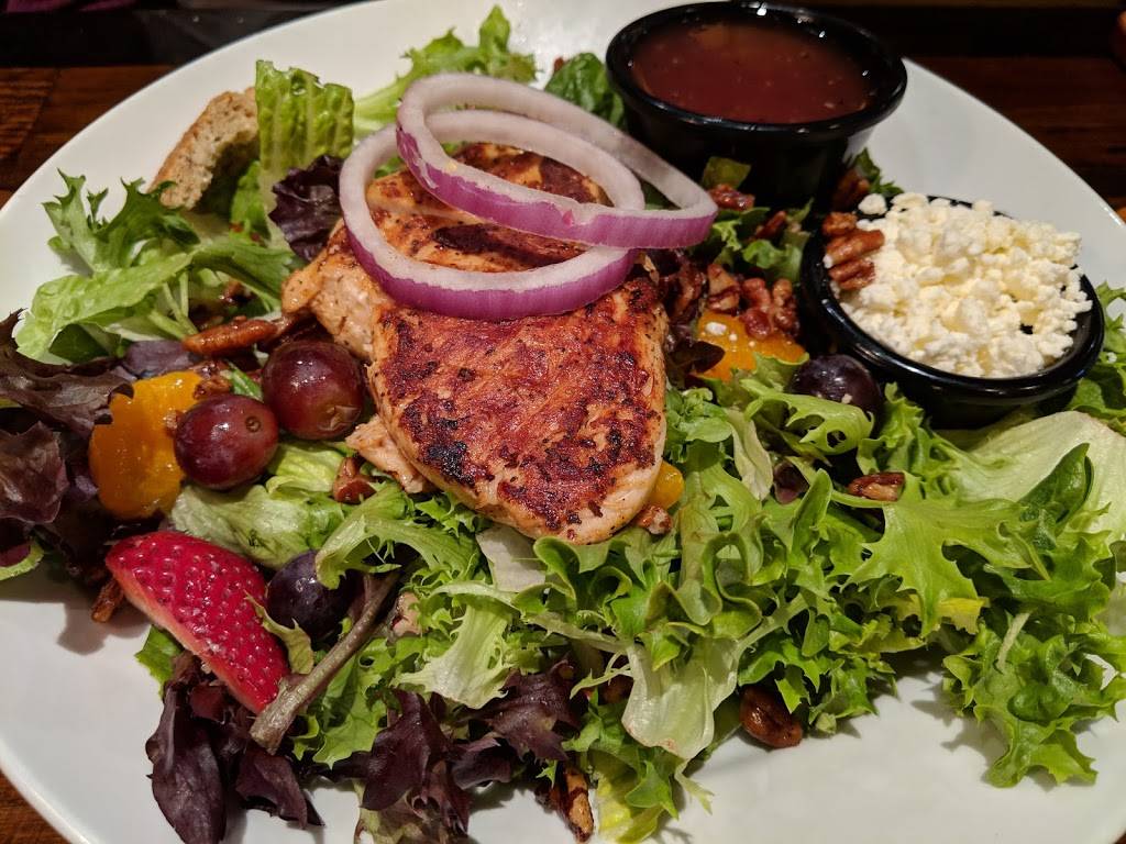 LongHorn Steakhouse | meal takeaway | 2255 Cross Pointe Dr, Rock Hill, SC 29730, USA | 8039806255 OR +1 803-980-6255