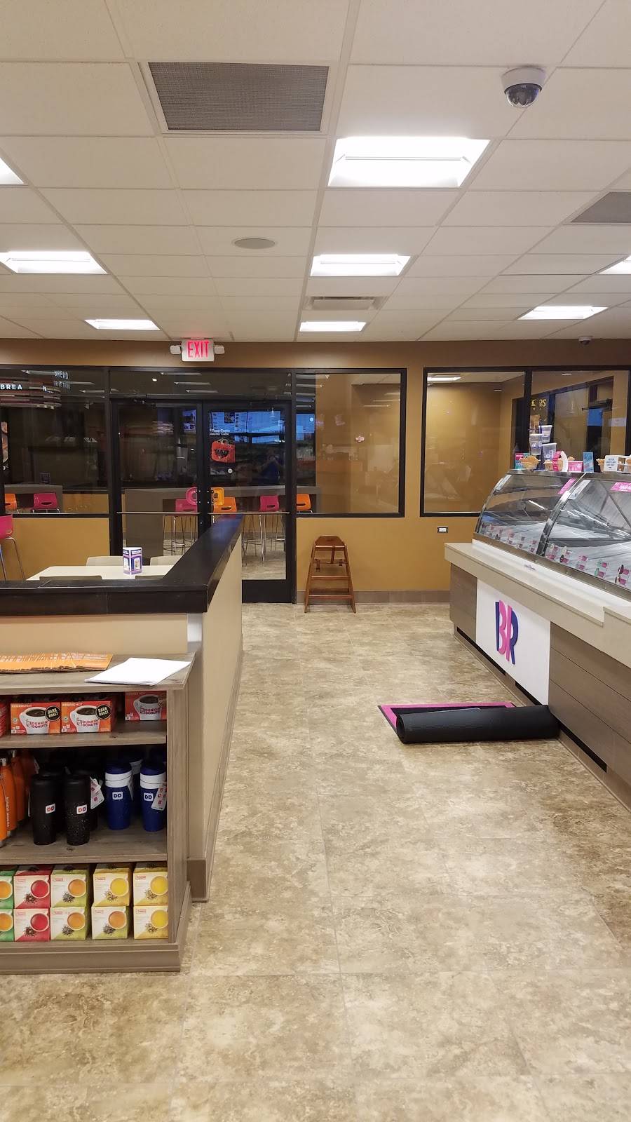 Dunkin | bakery | 2207 Missouri Blvd, Jefferson City, MO 65109, USA | 5736357669 OR +1 573-635-7669