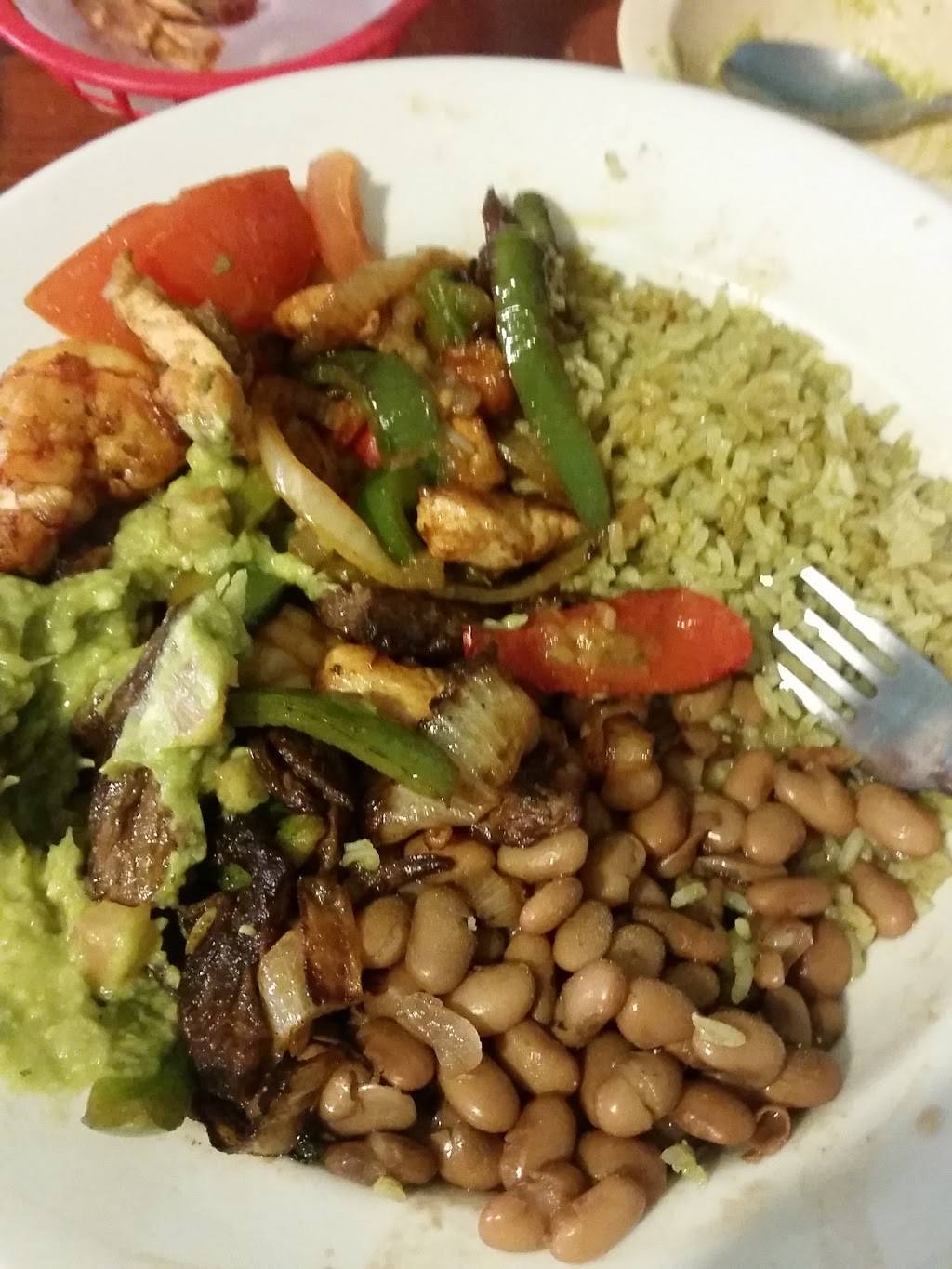 Super Mex | restaurant | 17210 Pacific Coast Hwy, Huntington Beach, CA 92648, USA | 5625924849 OR +1 562-592-4849