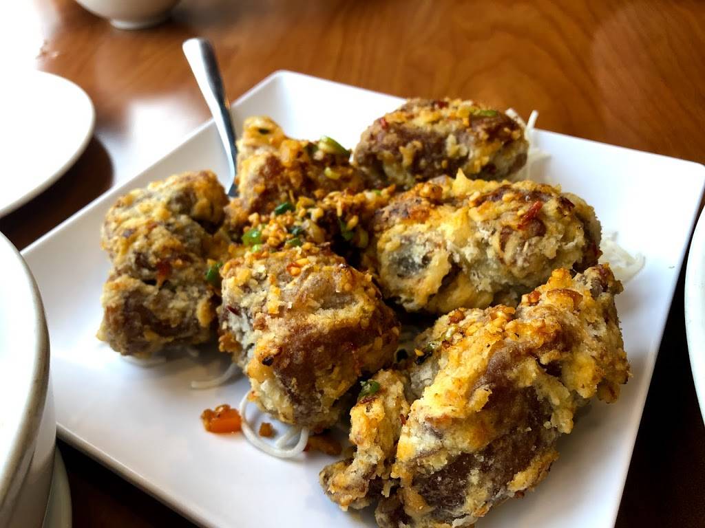 Golden Jade Restaurant | restaurant | 820 Denison St, Markham, ON L3R 3K5, Canada | 9059478282 OR +1 905-947-8282