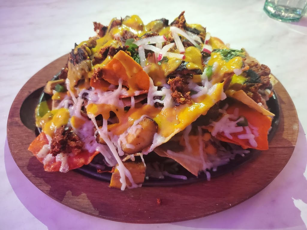 Luv Child | restaurant | 516 S Howard Ave, Tampa, FL 33609, USA | 8132130100 OR +1 813-213-0100