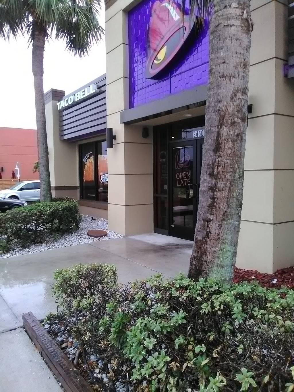 Taco Bell | meal takeaway | 3450 SE Federal Hwy, Stuart, FL 34997, USA | 7722210008 OR +1 772-221-0008