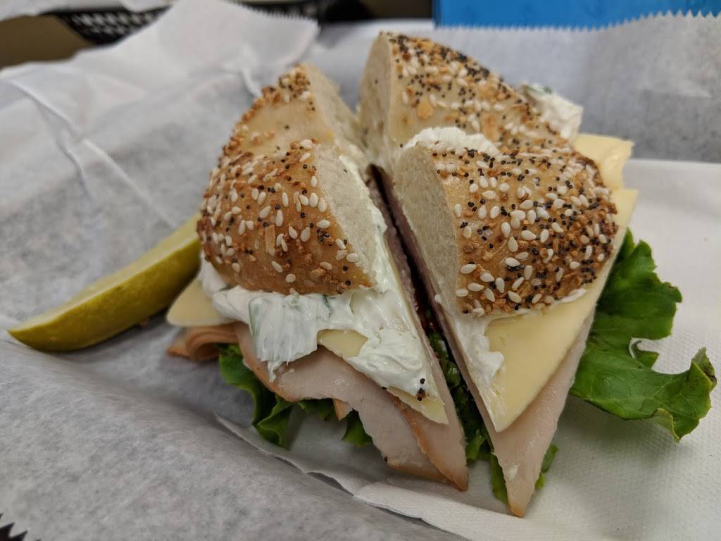 Big Apple Bagels | bakery | 23908 FL-54 #101, Lutz, FL 33559, USA | 8139483187 OR +1 813-948-3187