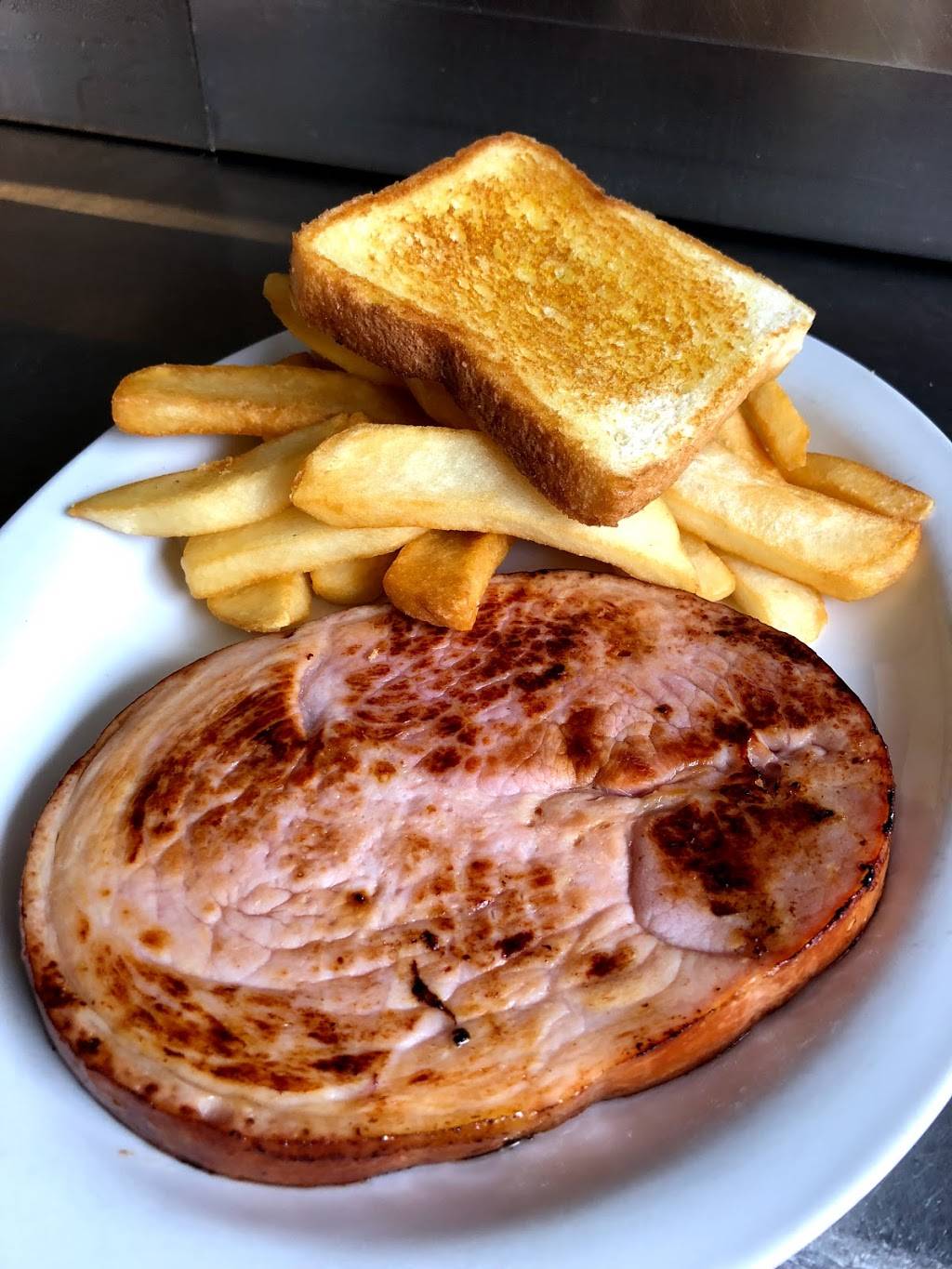 G & D Steakhouse | restaurant | 2001 W Worley St, Columbia, MO 65203, USA | 5734453504 OR +1 573-445-3504