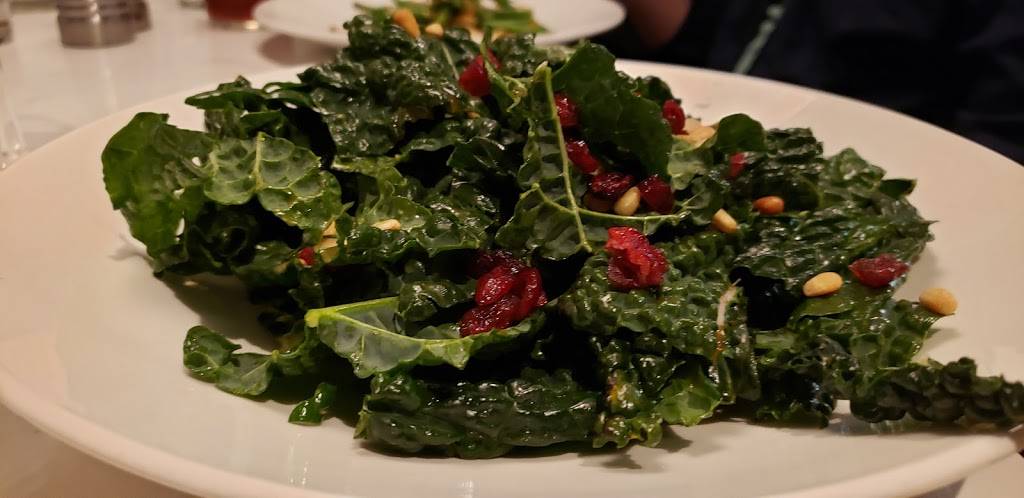 Old Gilman Grill | restaurant | 216 W 8th St, Chattanooga, TN 37402, USA | 4232697449 OR +1 423-269-7449