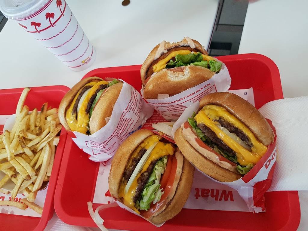 In-N-Out Burger | restaurant | 3640 Cahuenga Blvd, Los Angeles, CA 90068, USA | 8007861000 OR +1 800-786-1000