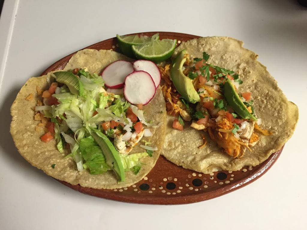 Quesadilla Monarca | restaurant | 3645 1, 2, W 83rd Pl, Chicago, IL 60652, USA | 7734243517 OR +1 773-424-3517