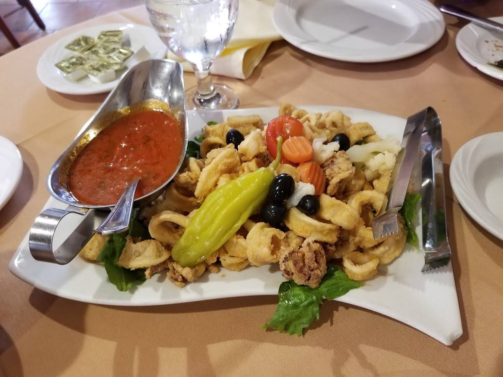 Minhoto | restaurant | 851 E Jersey St, Elizabeth, NJ 07201, USA | 9089651400 OR +1 908-965-1400