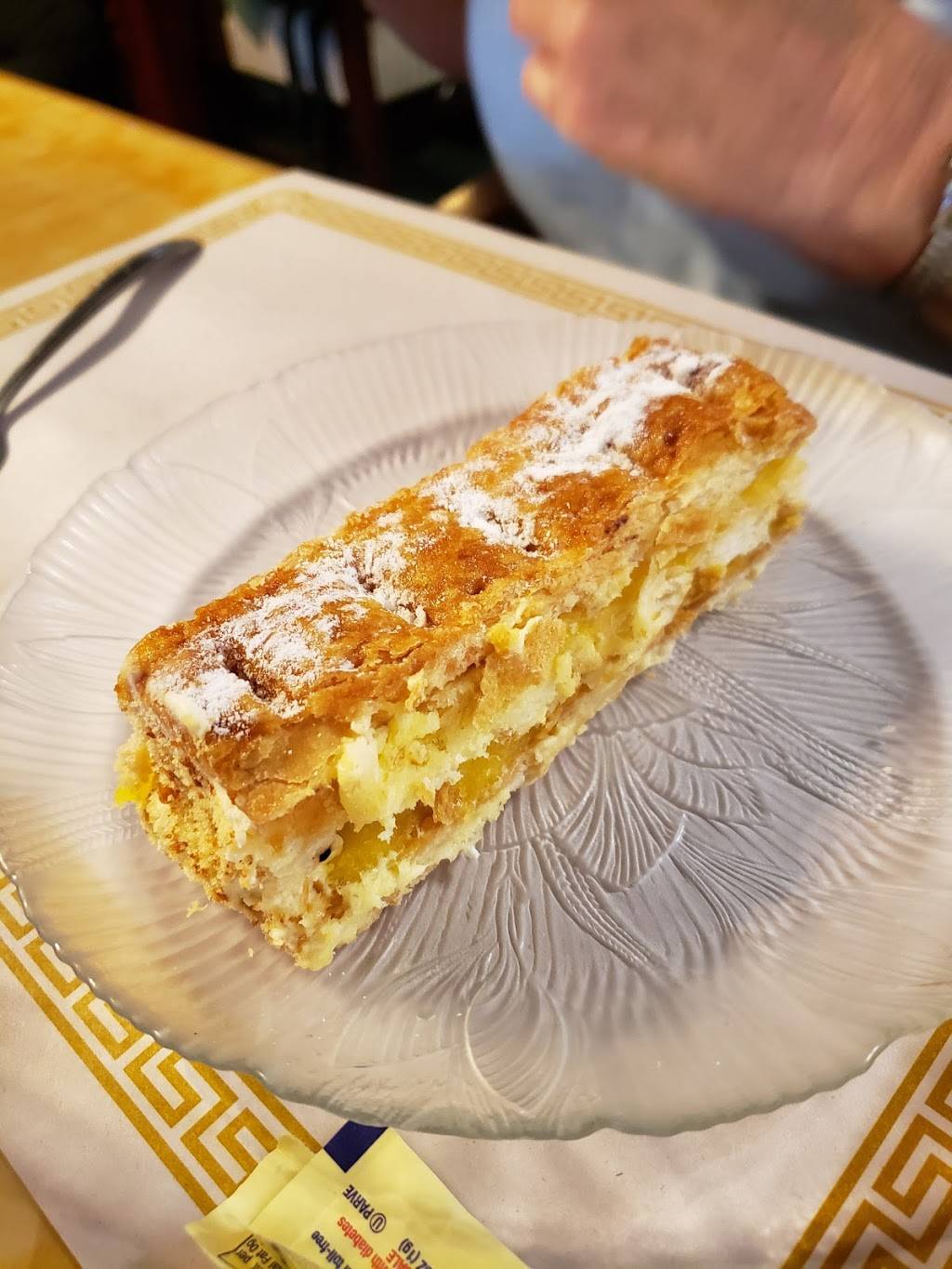 Brunos European Restaurant | restaurant | 10902 Bridgeport Way SW, Lakewood, WA 98499, USA | 2537197181 OR +1 253-719-7181