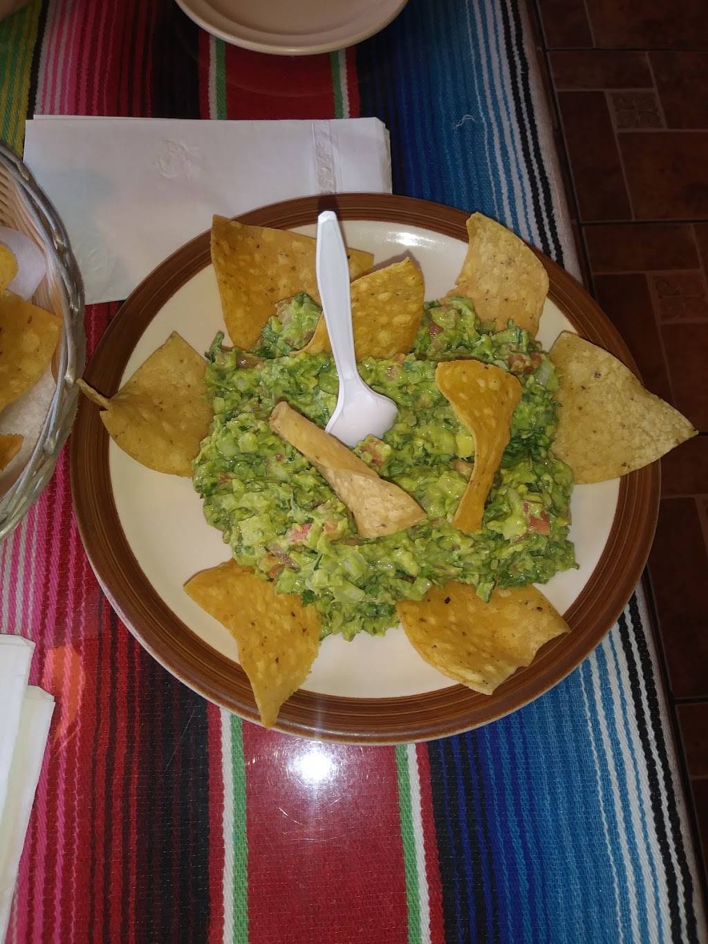 Hacienda Los Gutierrez | restaurant | 640 Gostlin St, Hammond, IN 46327, USA | 2199379902 OR +1 219-937-9902