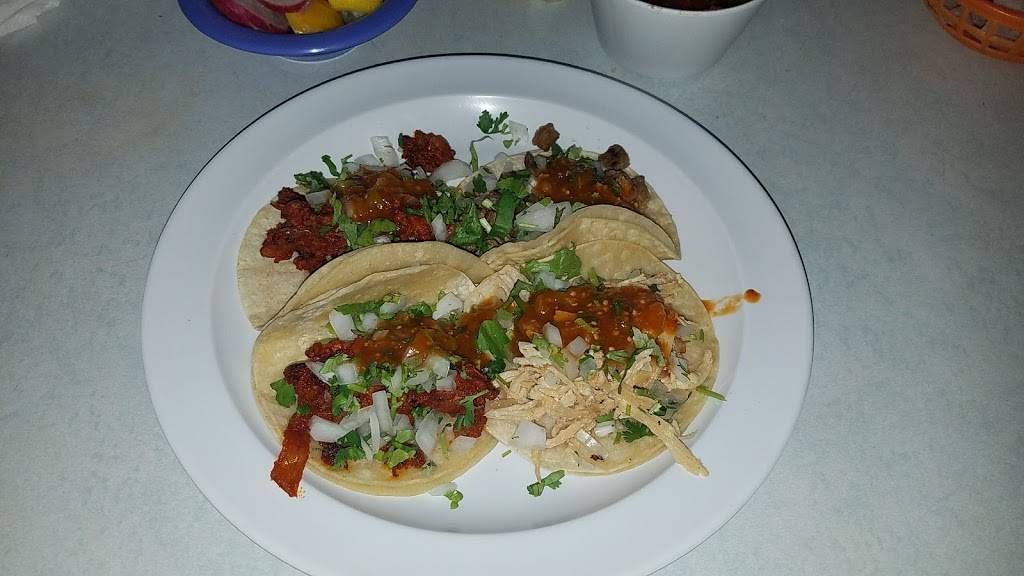 Taqueria Los Altos | restaurant | 205 Chester Ave, Bakersfield, CA 93301, USA | 6613277423 OR +1 661-327-7423