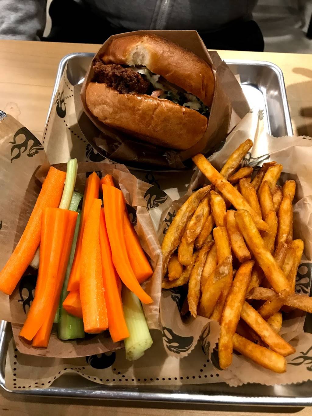 Fire Wings Rowland Heights | restaurant | 18268 Gale Ave suite a, City of Industry, CA 91748, USA | 6265818866 OR +1 626-581-8866