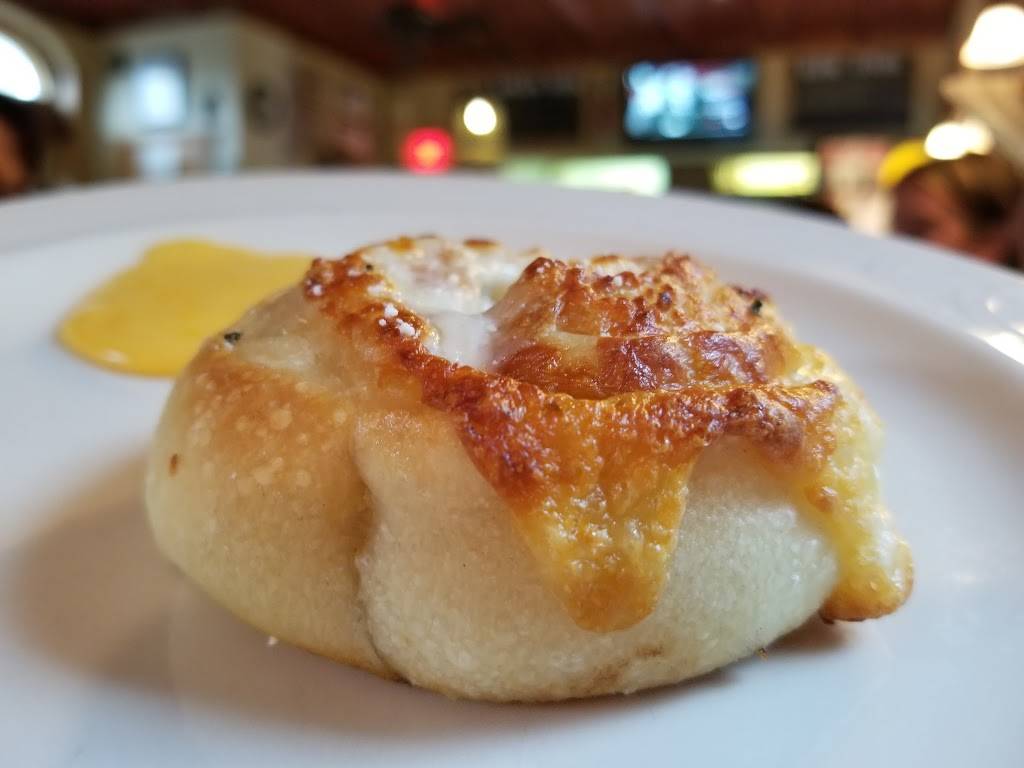 PerillosPizzeria | meal takeaway | 5 S Broadway St, North Salem, IN 46165, USA | 7656764171 OR +1 765-676-4171