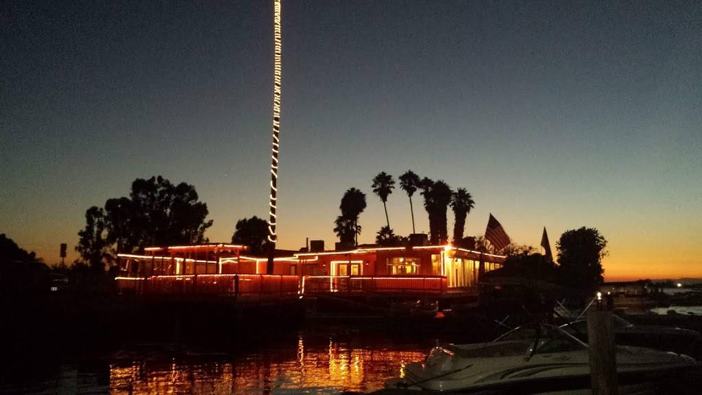 The Lighthouse Bar and Grill | restaurant | 151 Brannan Island Rd, Isleton, CA 95641, USA | 9167775702 OR +1 916-777-5702