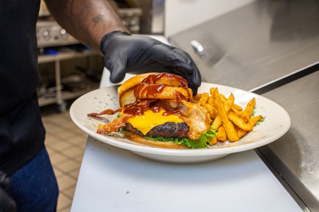 Nationalities Lounge | restaurant | 28272 Chardon Rd, Willoughby Hills, OH 44092, USA | 4405175326 OR +1 440-517-5326