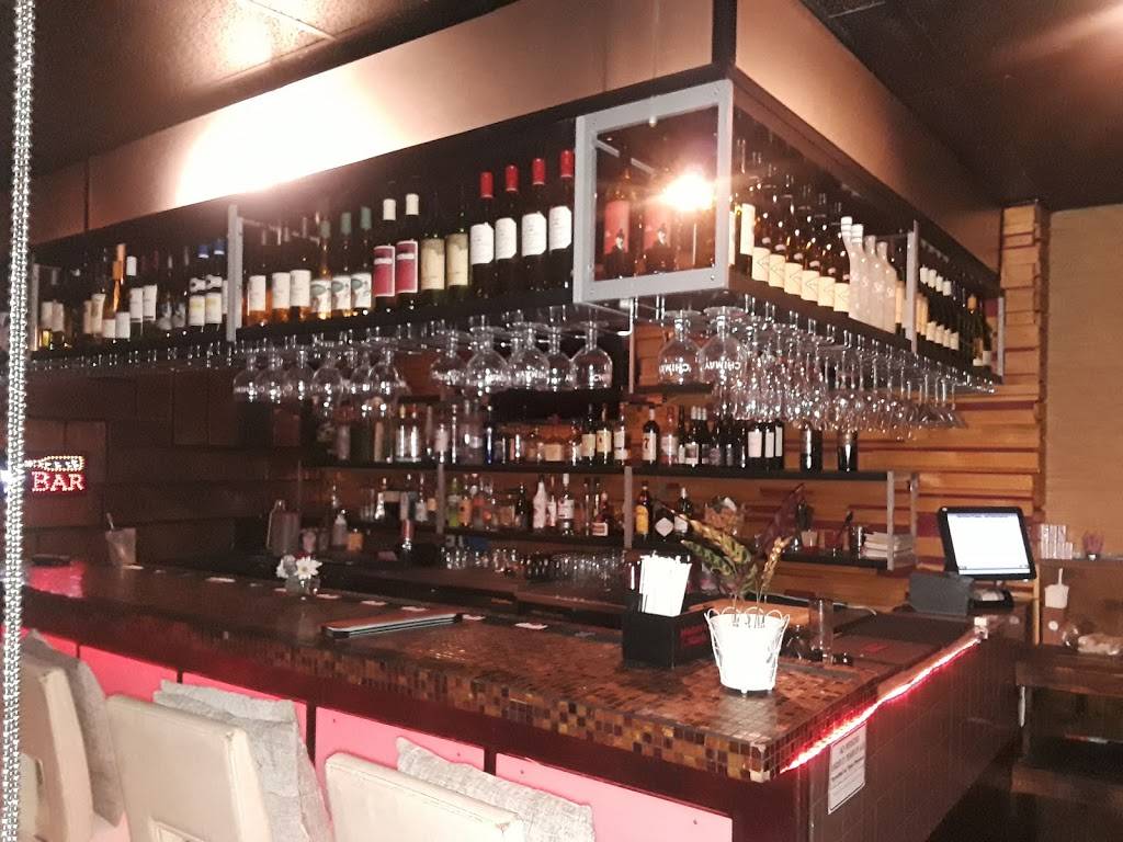 Saii Asian Bistro and Sushi Bar | restaurant | 6900 N May Ave suite 7B, Oklahoma City, OK 73116, USA | 4057027244 OR +1 405-702-7244