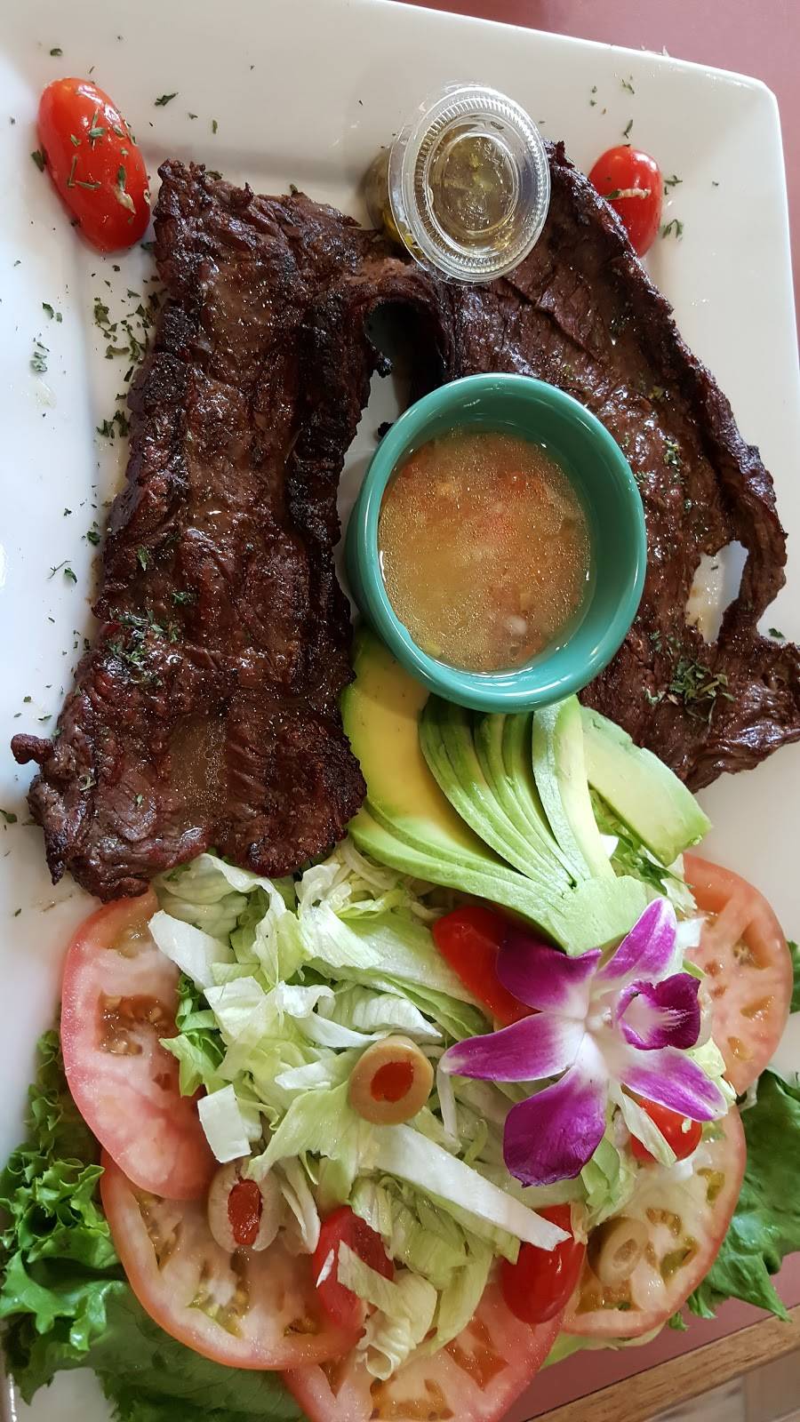 Grumpy G Restaurant | restaurant | 91 Common St, Lawrence, MA 01840, USA | 9786862815 OR +1 978-686-2815